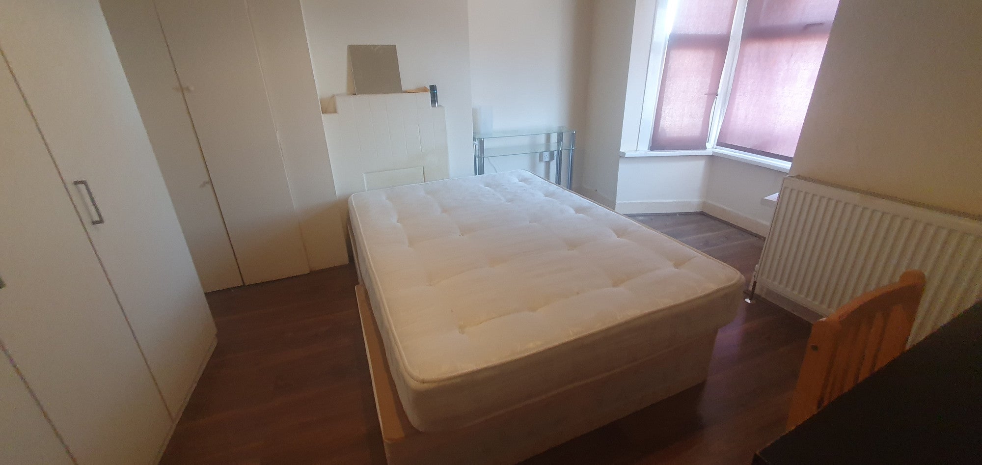 Flat Davington Road in Greater London