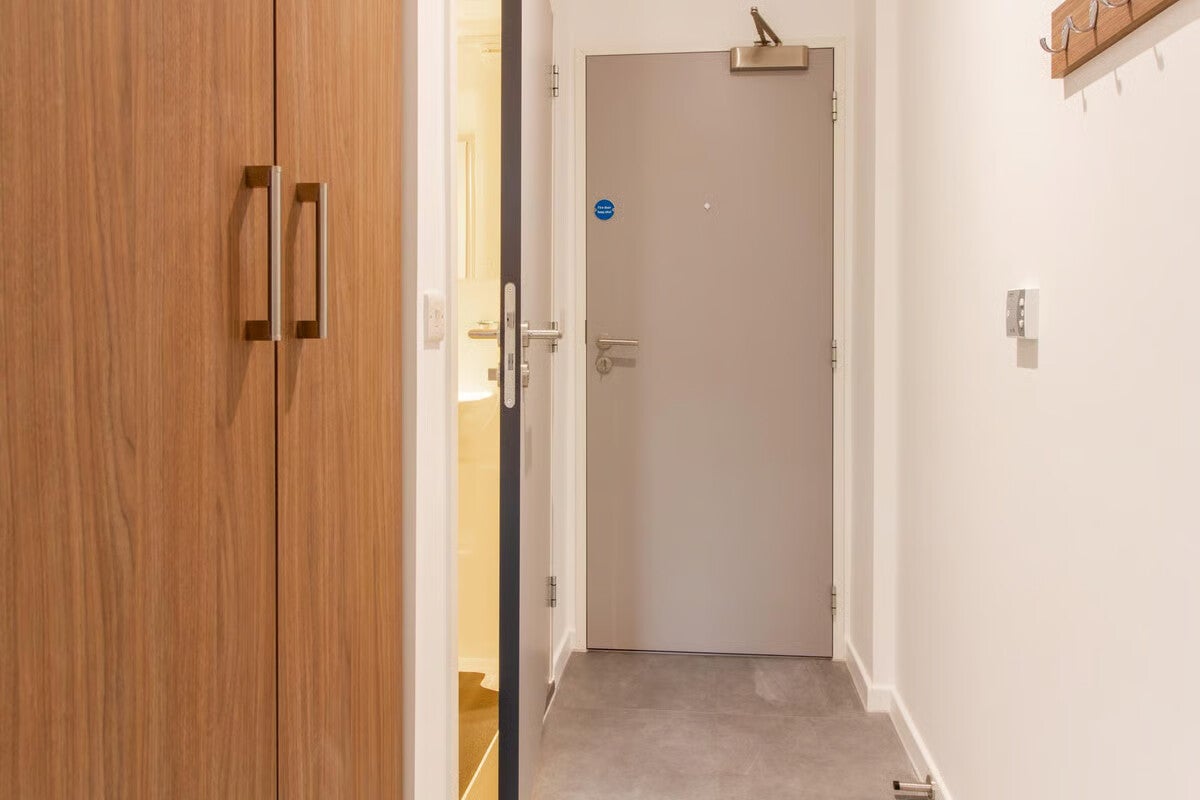 Room Dean Street in Bristol