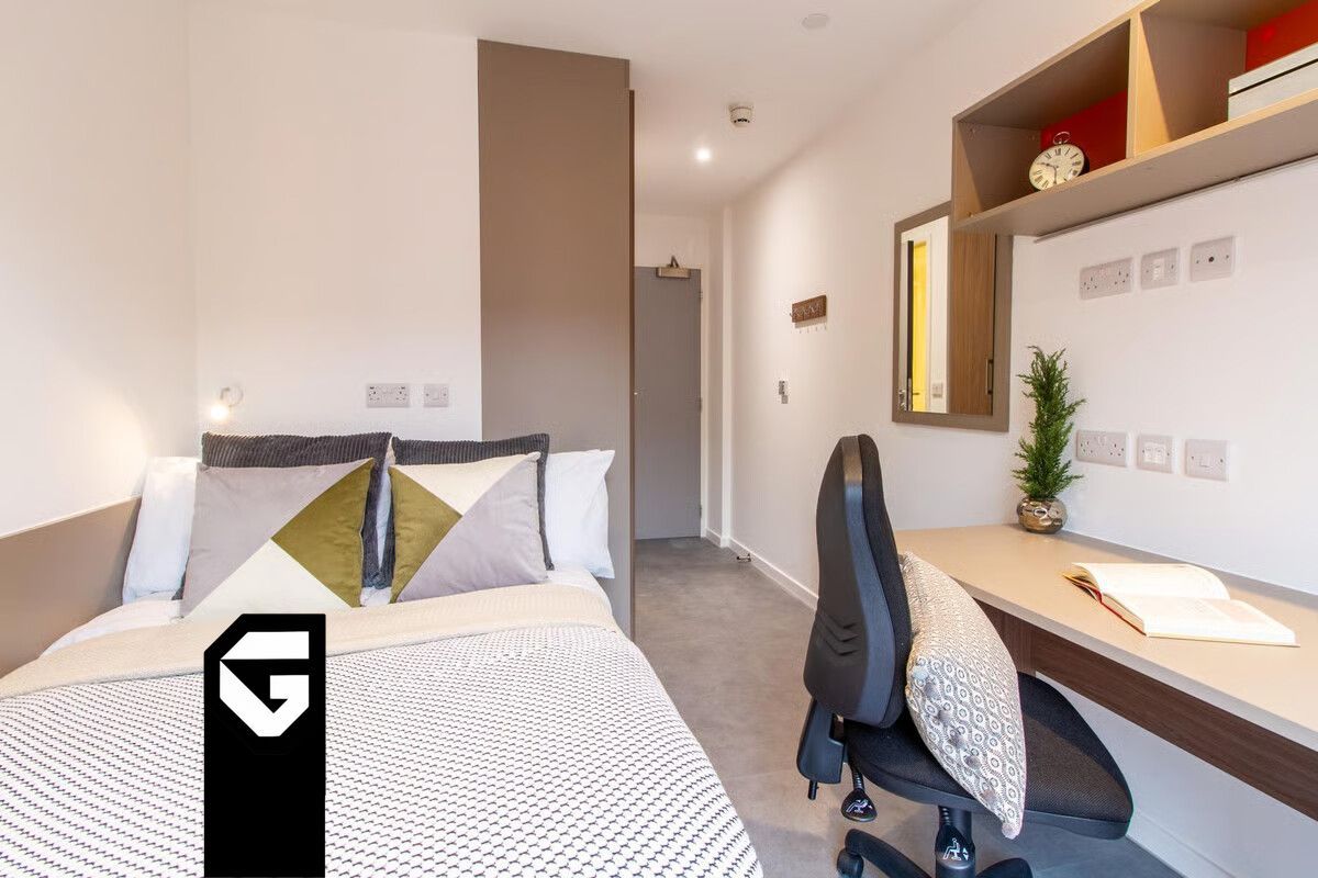 Room Dean Street in Bristol