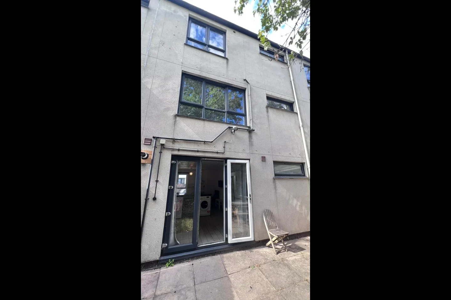 House Sisulu Place in Greater London