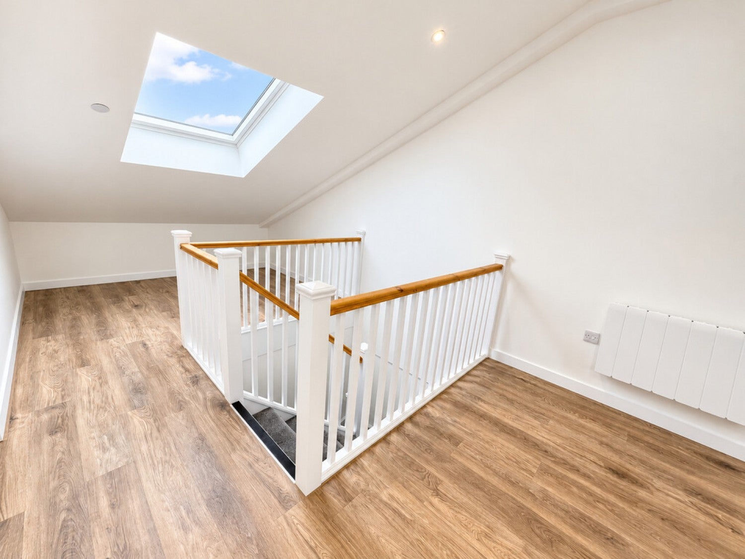Flat Ashwood Way in Basingstoke and Deane