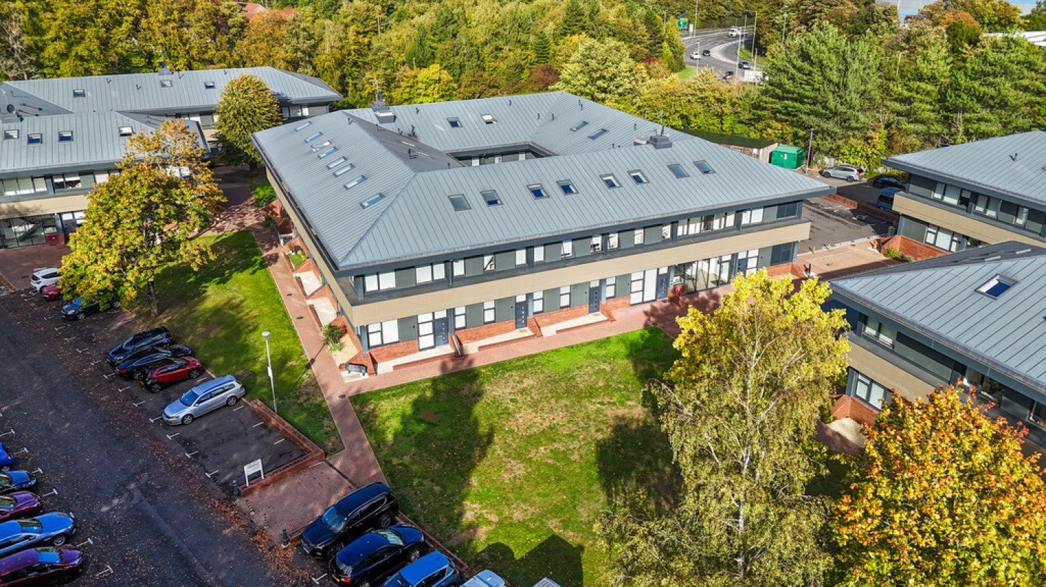 Flat Ashwood Way in Basingstoke and Deane