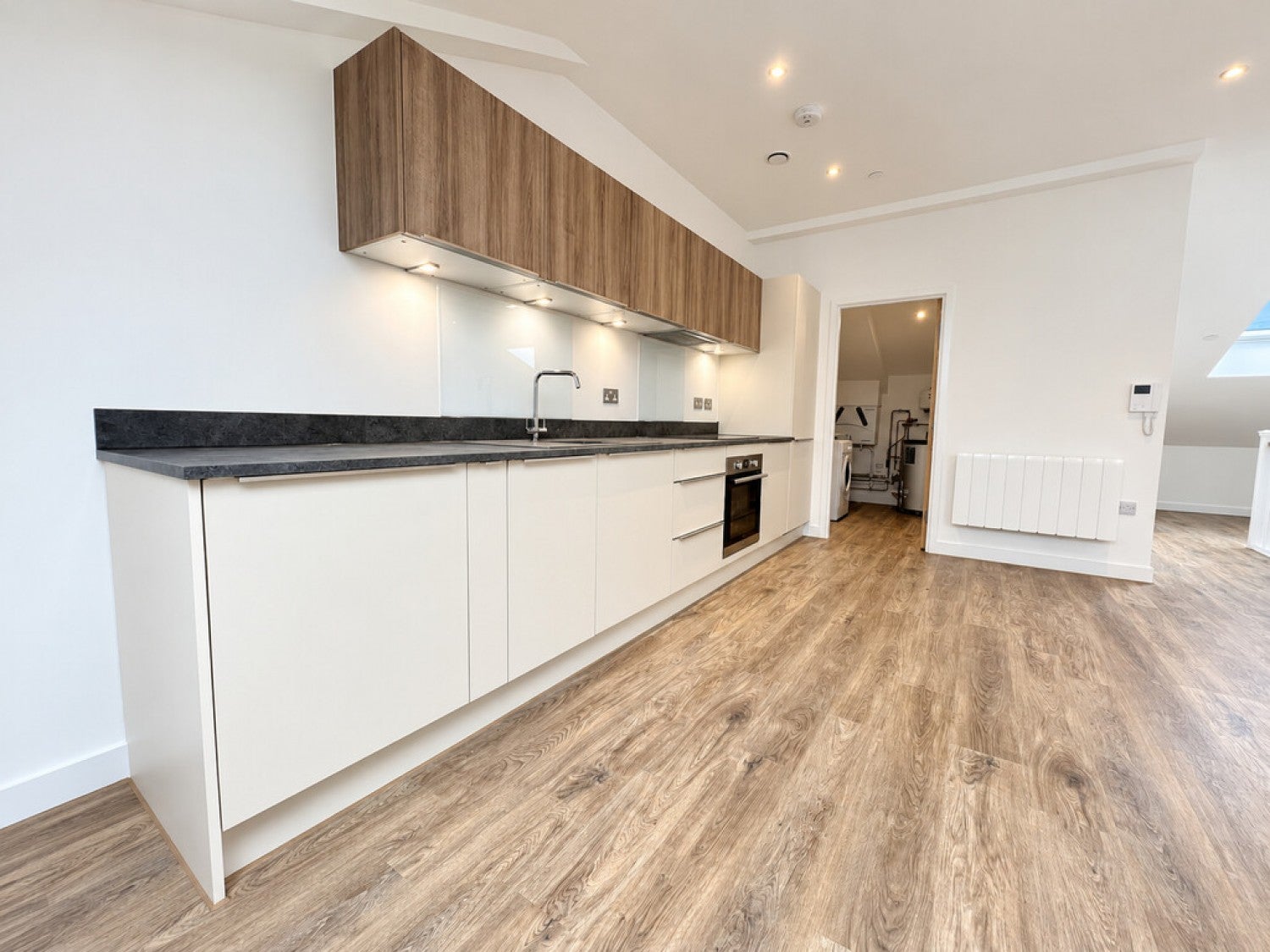 Flat Ashwood Way in Basingstoke and Deane