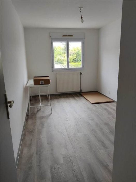 Flat Avenue Gérard Girault in Jaunay-Marigny