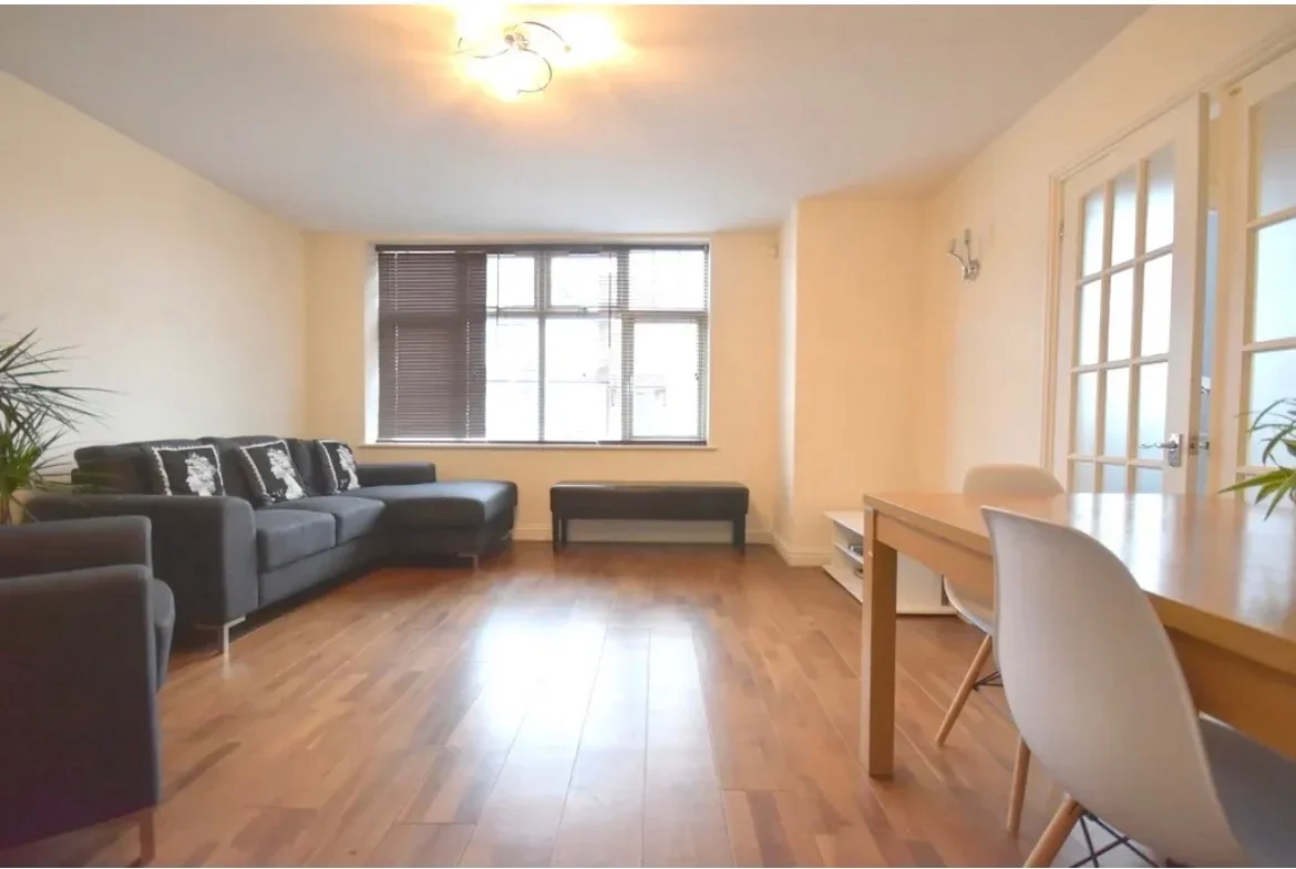 House Meadow Close in Greater London