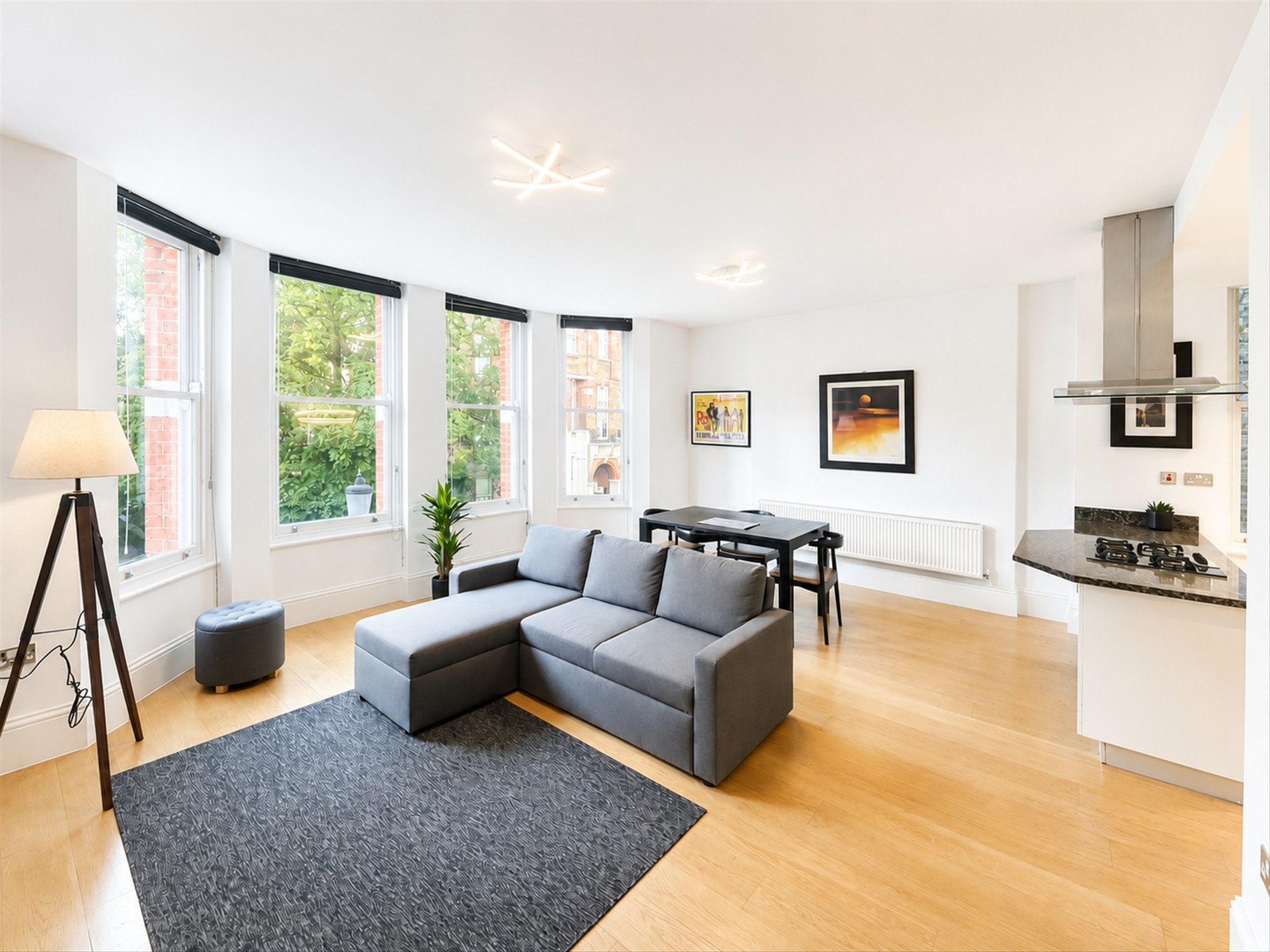 Flat Nevern Square in Greater London