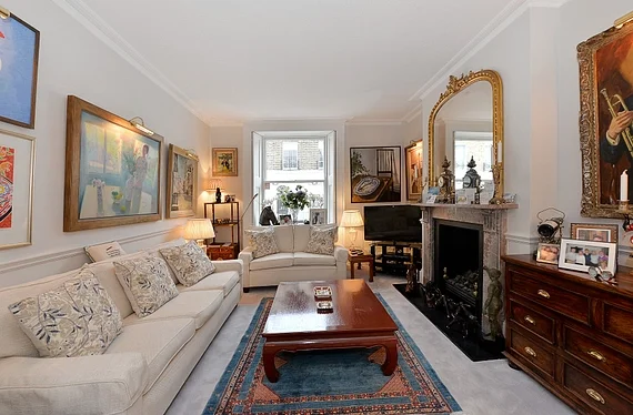 Flat Graham Terrace in City of Westminster