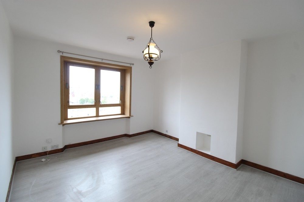 Flat Seaforth Road in Bangor