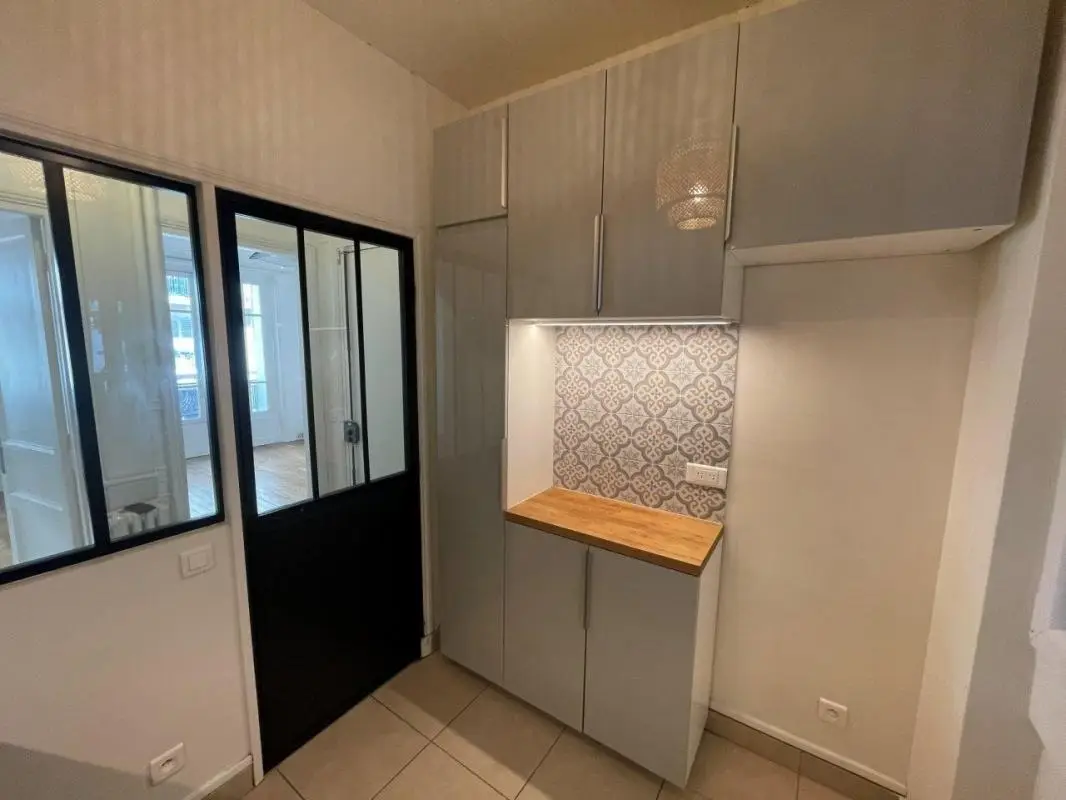 Flat Rue du Docteur Goujon in Paris