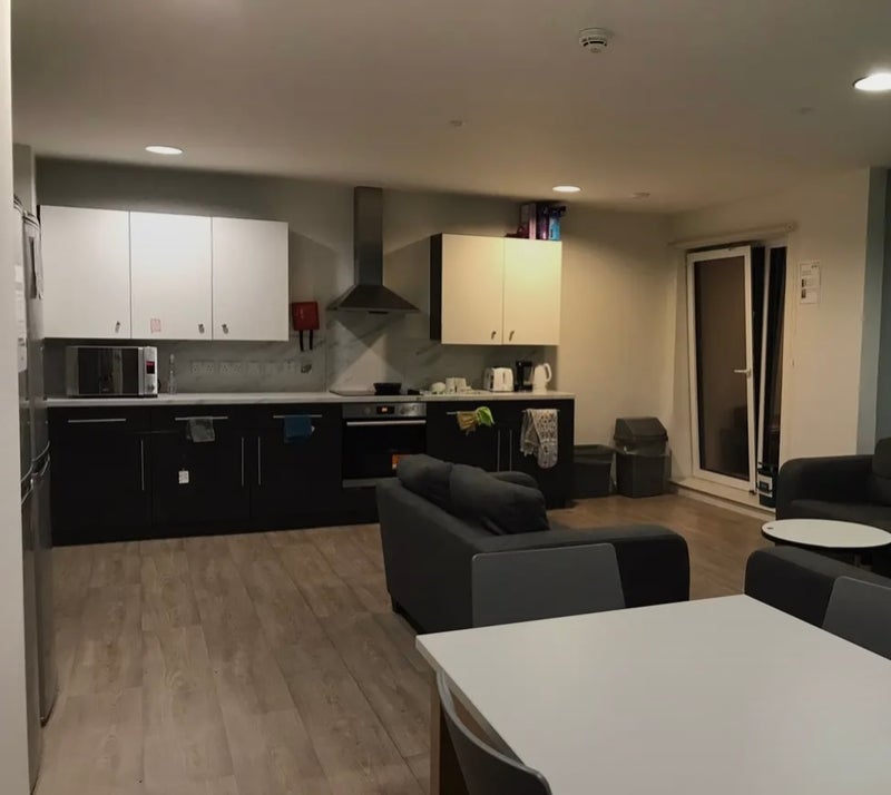 Room Lett Road in Greater London