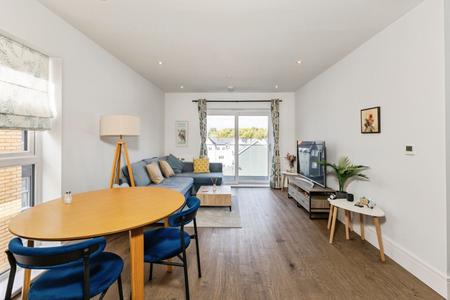 Flat Fairhaven Drive in Reading