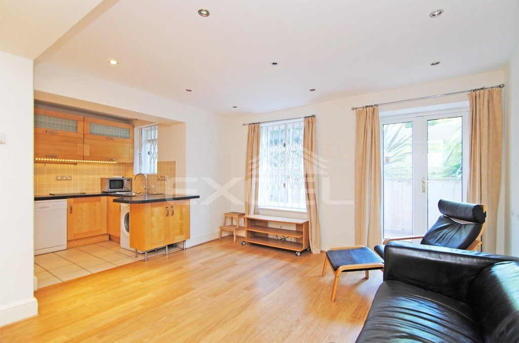 Flat Frognal in Greater London