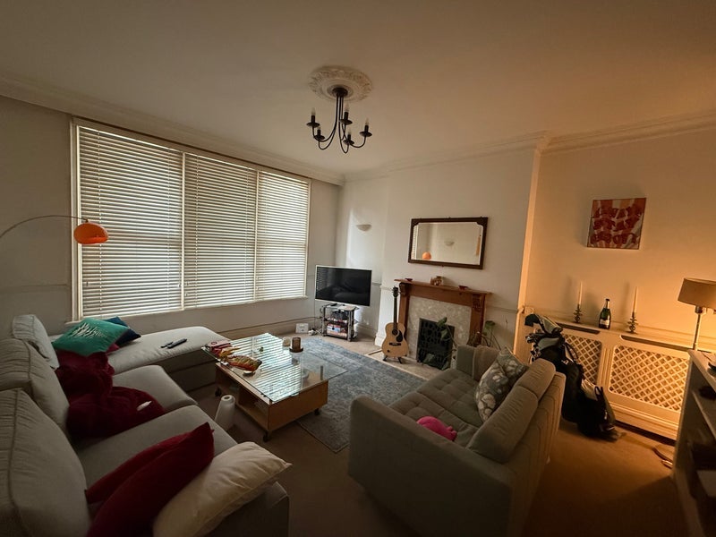 Room Cavendish Road in Greater London