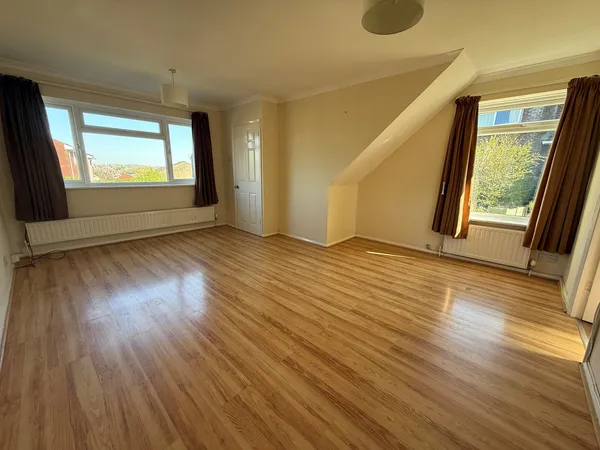 Flat Old Malling Way in Lewes