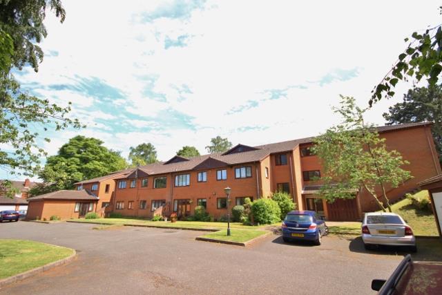 Flat Hillgrove Gardens in Wyre Forest