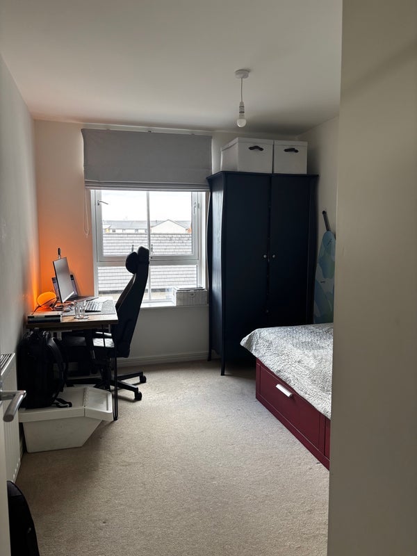 Room Roseberry Terrace in Glasgow