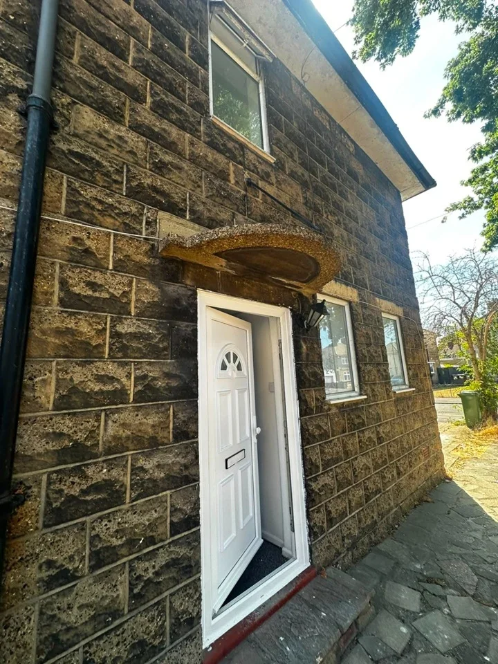 House Fieldway in Greater London