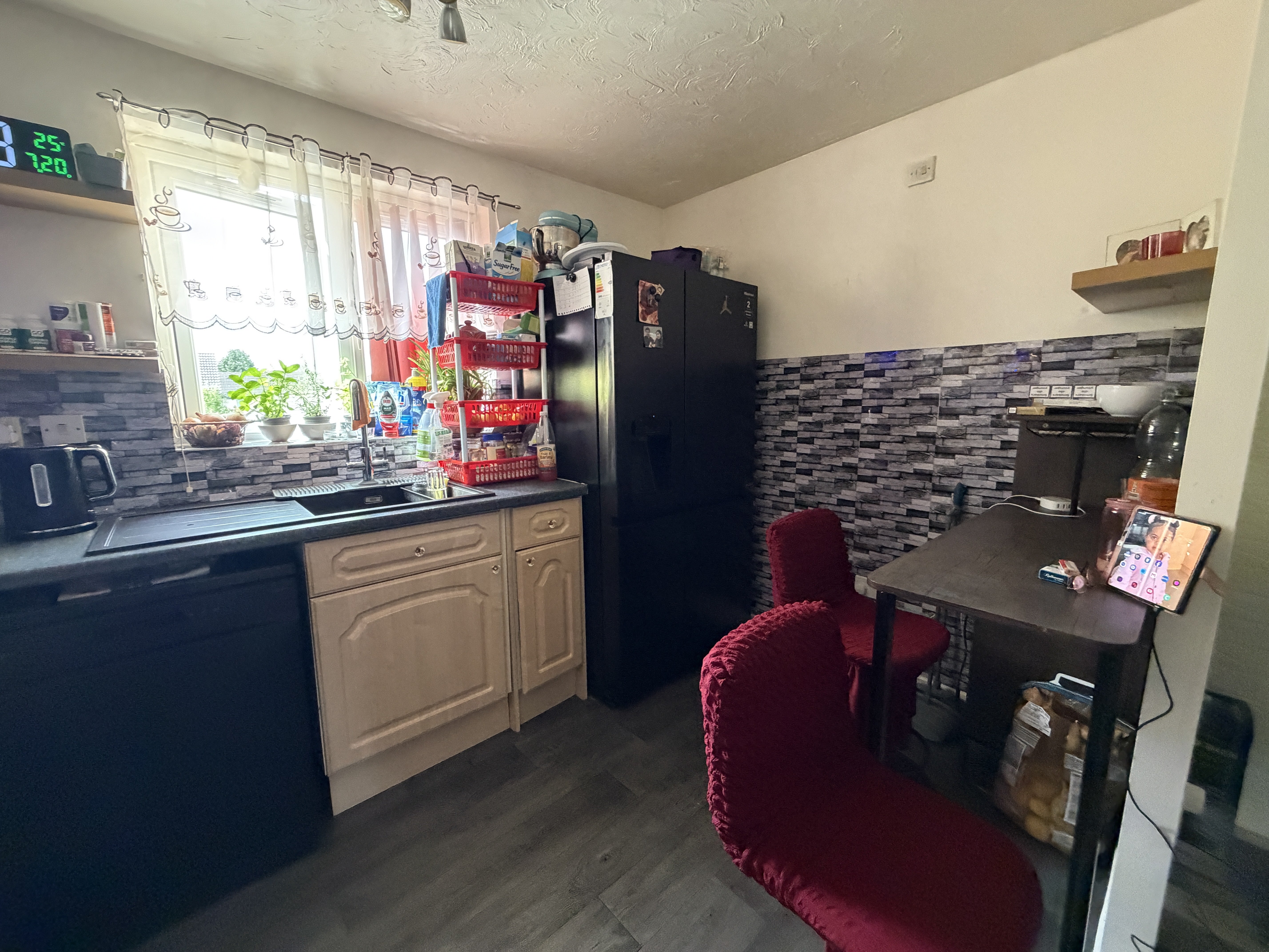 Flat Bignell Croft in Colchester