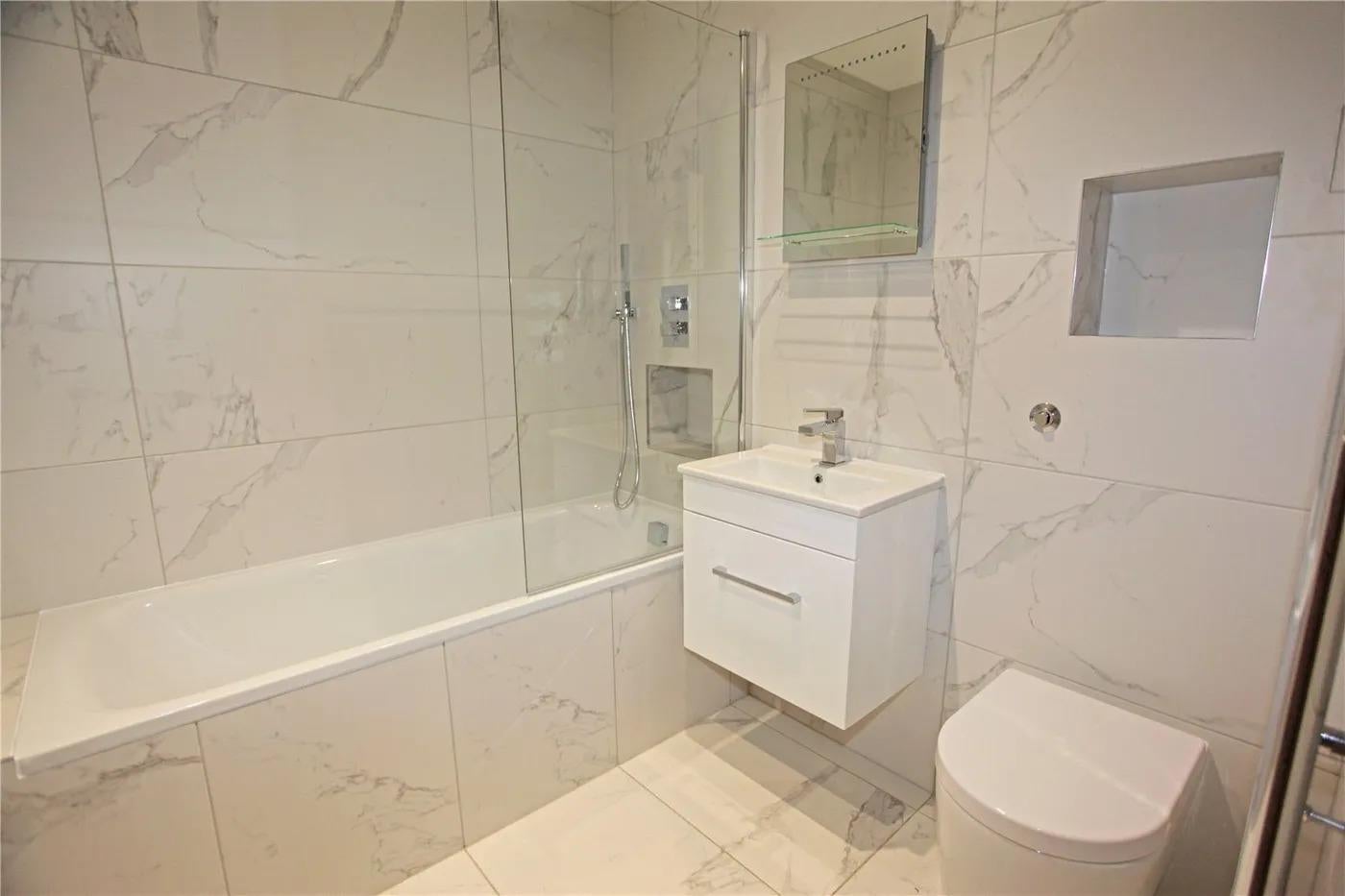 Flat Northumberland Park in Greater London