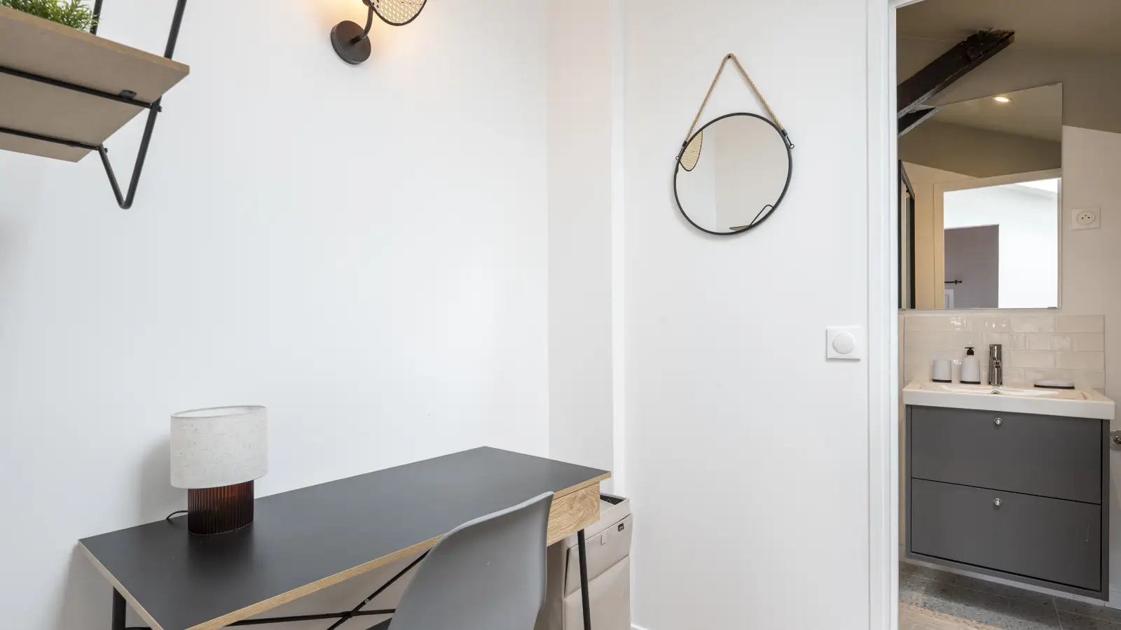 Chambre Passage Pénel à Paris