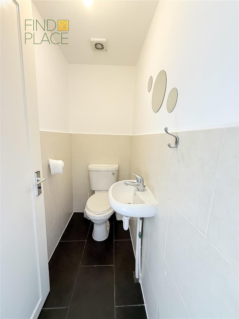 Flat Ladbroke Grove in City of Westminster