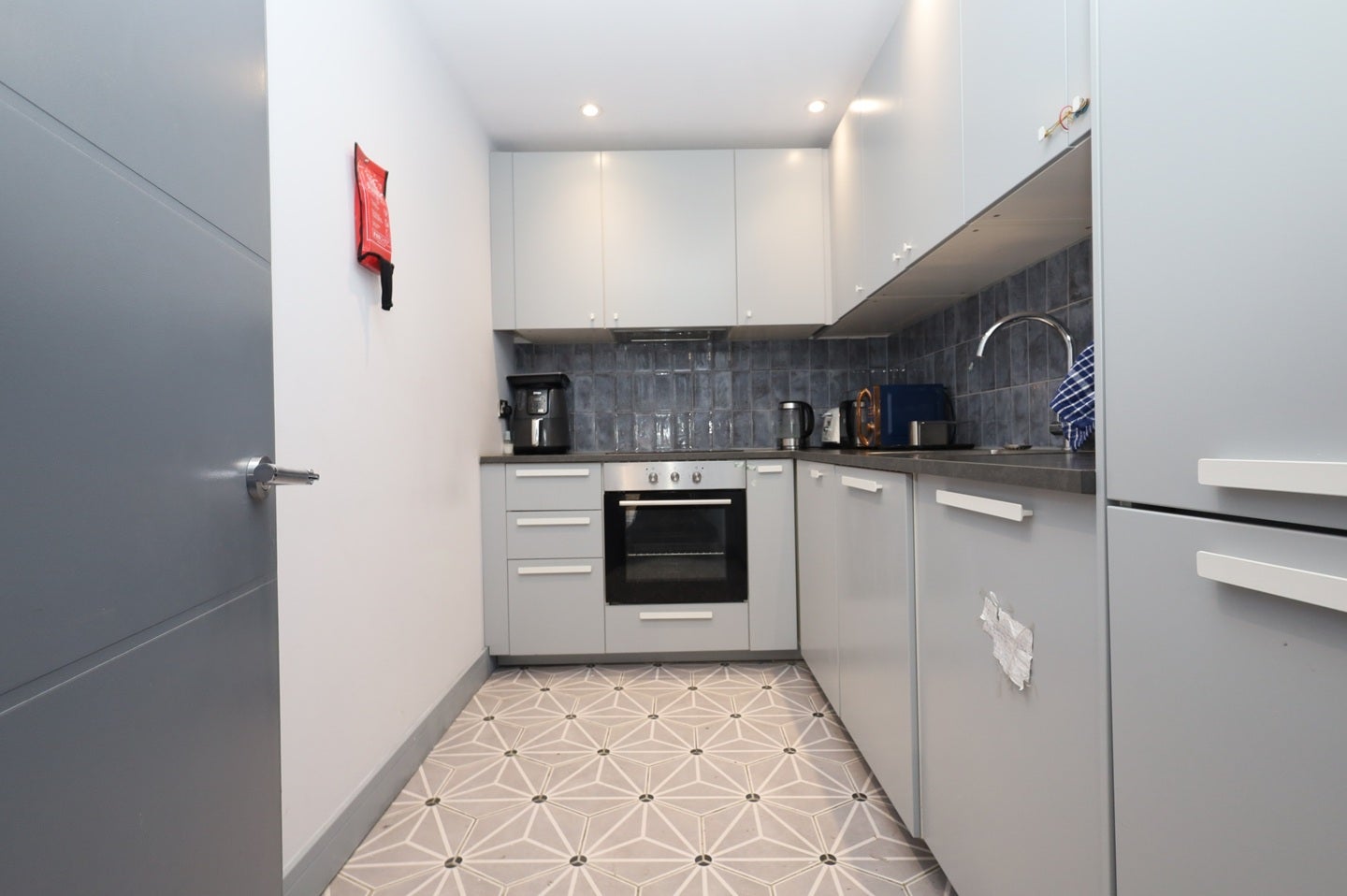 Flat Kenton Lane in Greater London