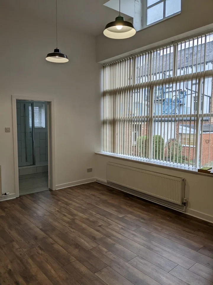 Flat Back Cheltenham Mount in Harrogate