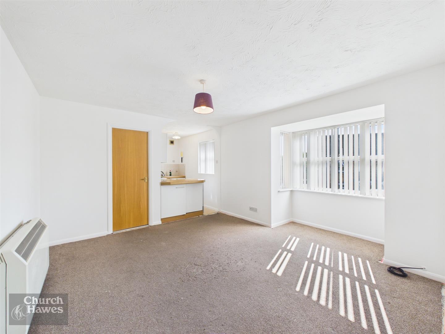 Flat Courtland Place in Maldon