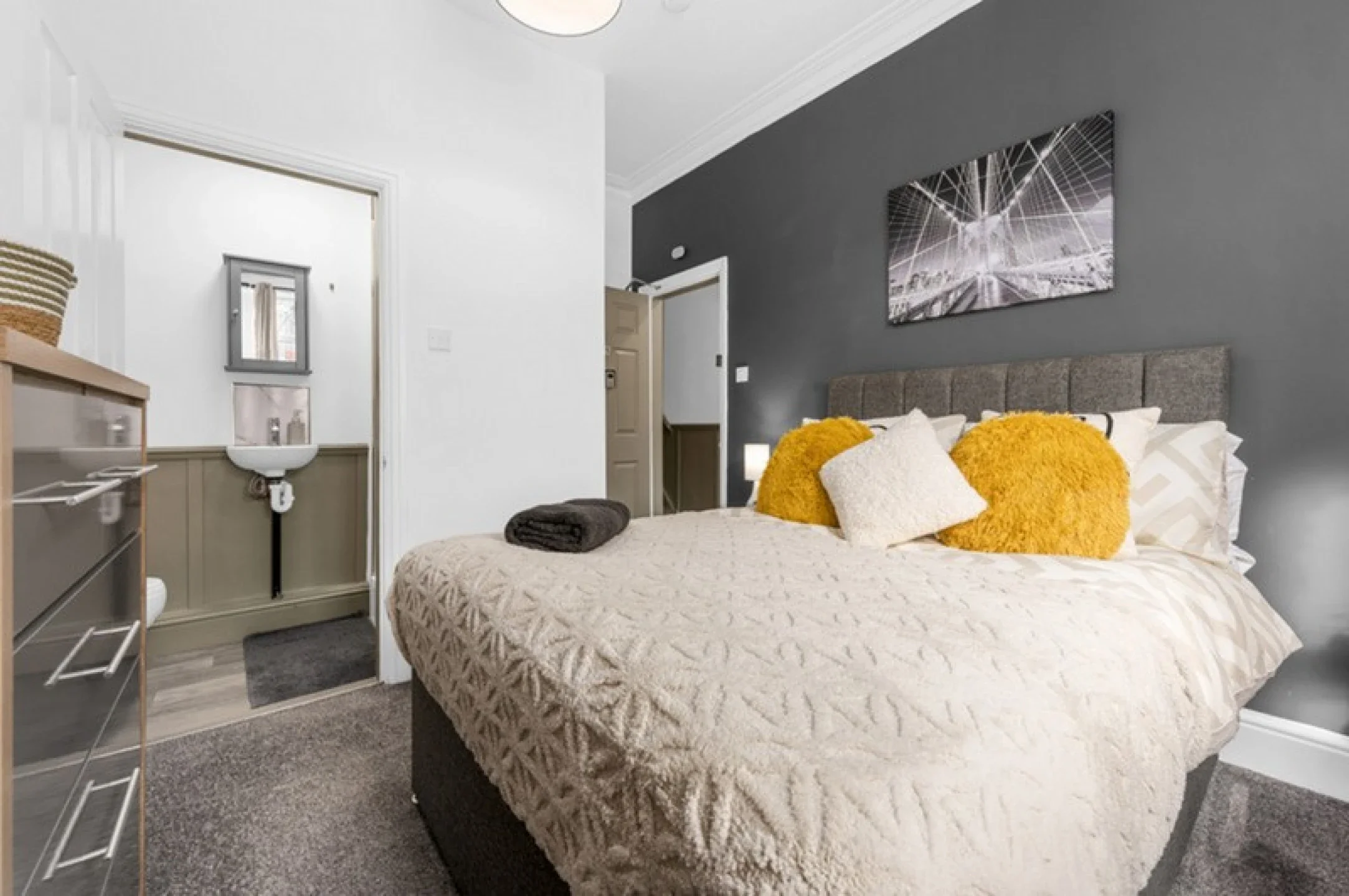 Flat Ruskin Road in Crewe