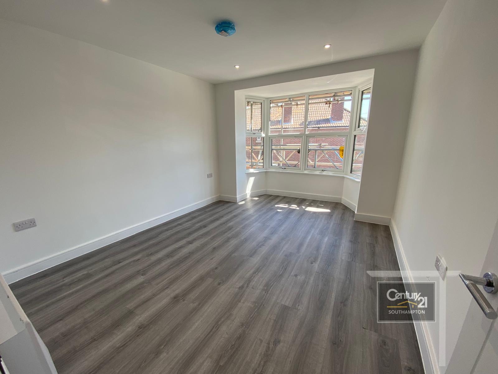 Flat Ordnance Road in Southampton