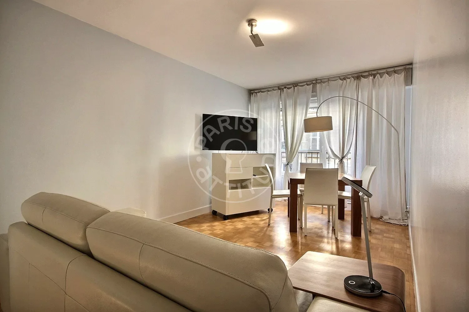 Flat Rue du Cherche-Midi in Paris