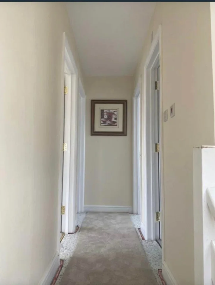 Room Whalebone Lane North in Greater London