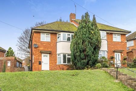 House Everest Road in High Wycombe Community Board
