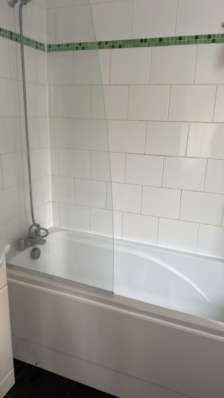 Room Stevens Street in Greater London