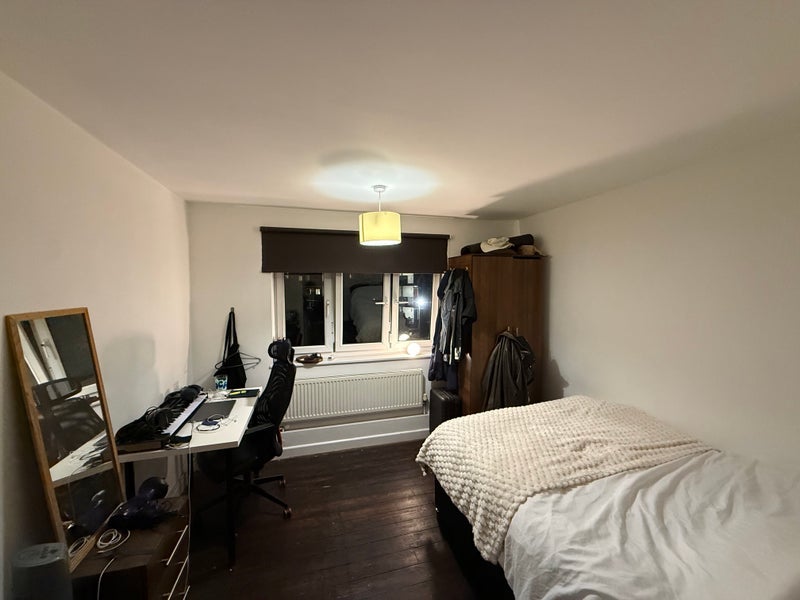 Room Stevens Street in Greater London