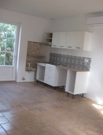 House Rue des Treilles in Libourne