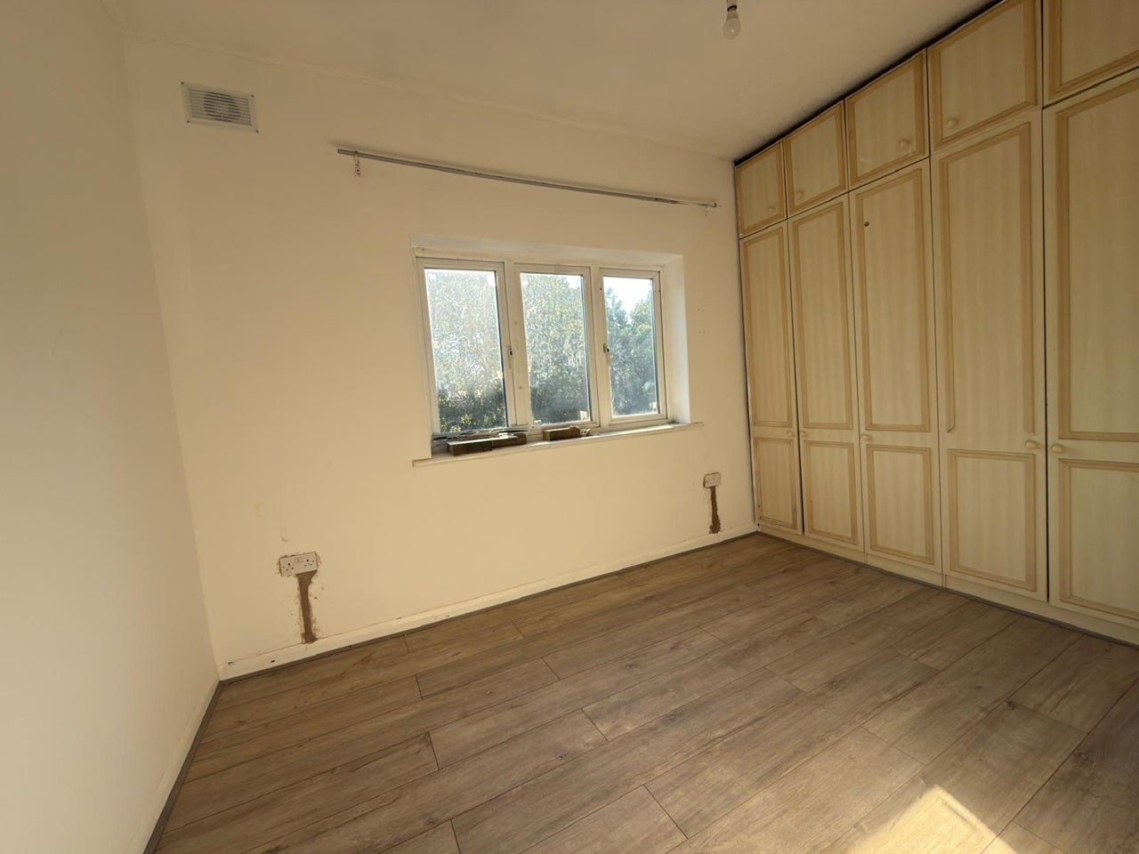 Flat Mansfield Road in Greater London