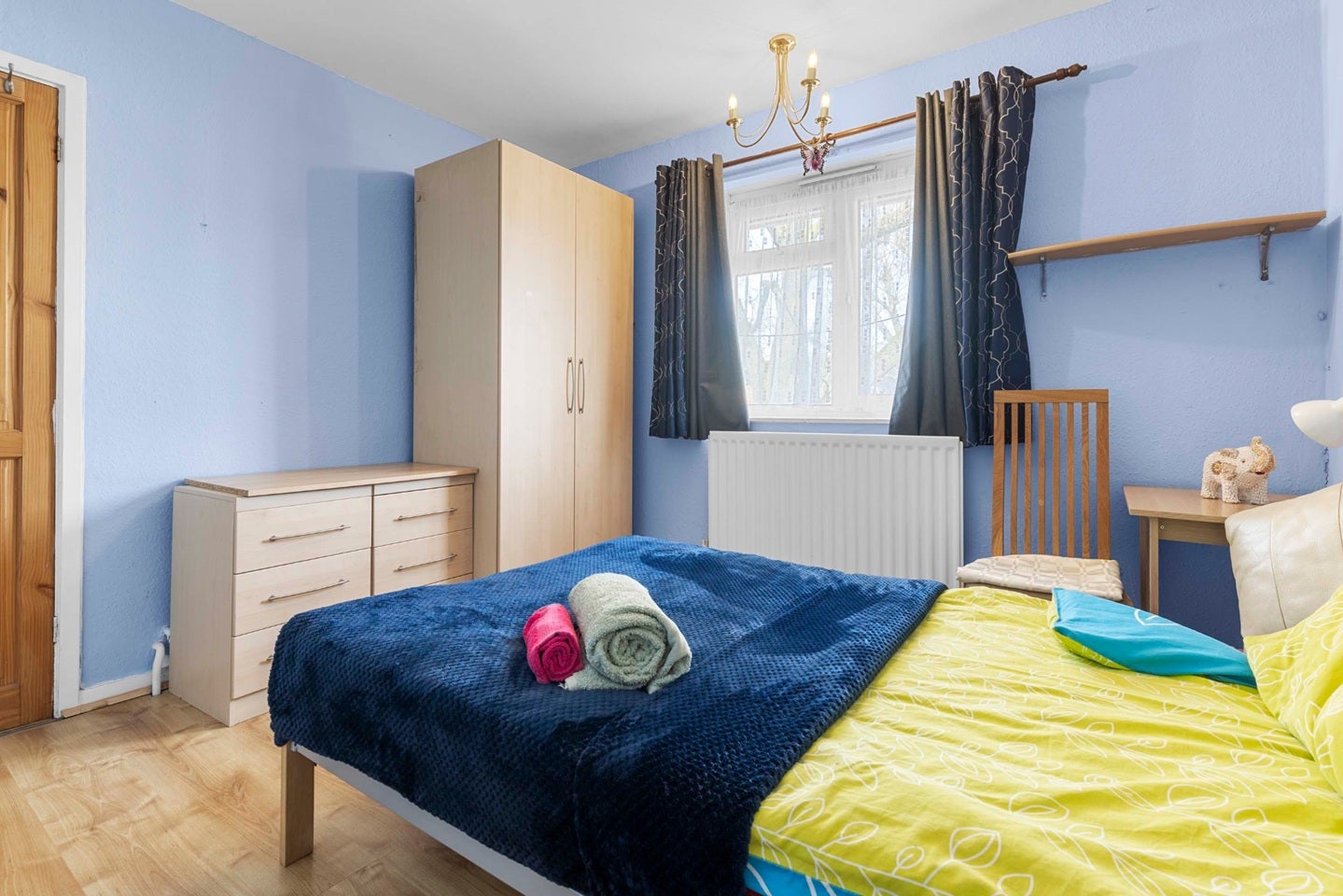 Room Castlebar Park in Greater London