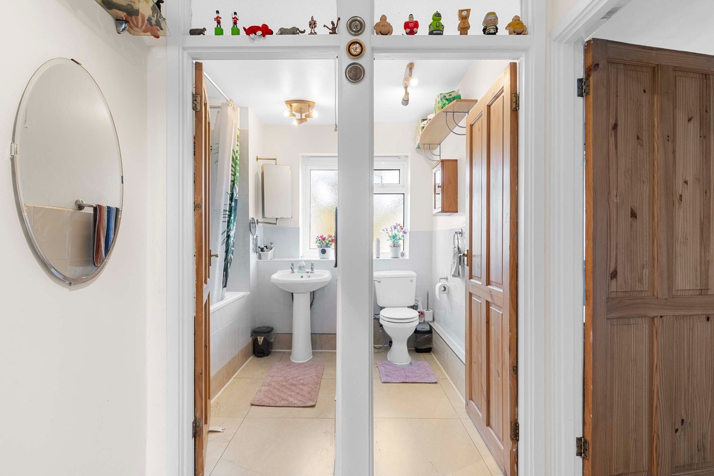Room Castlebar Park in Greater London