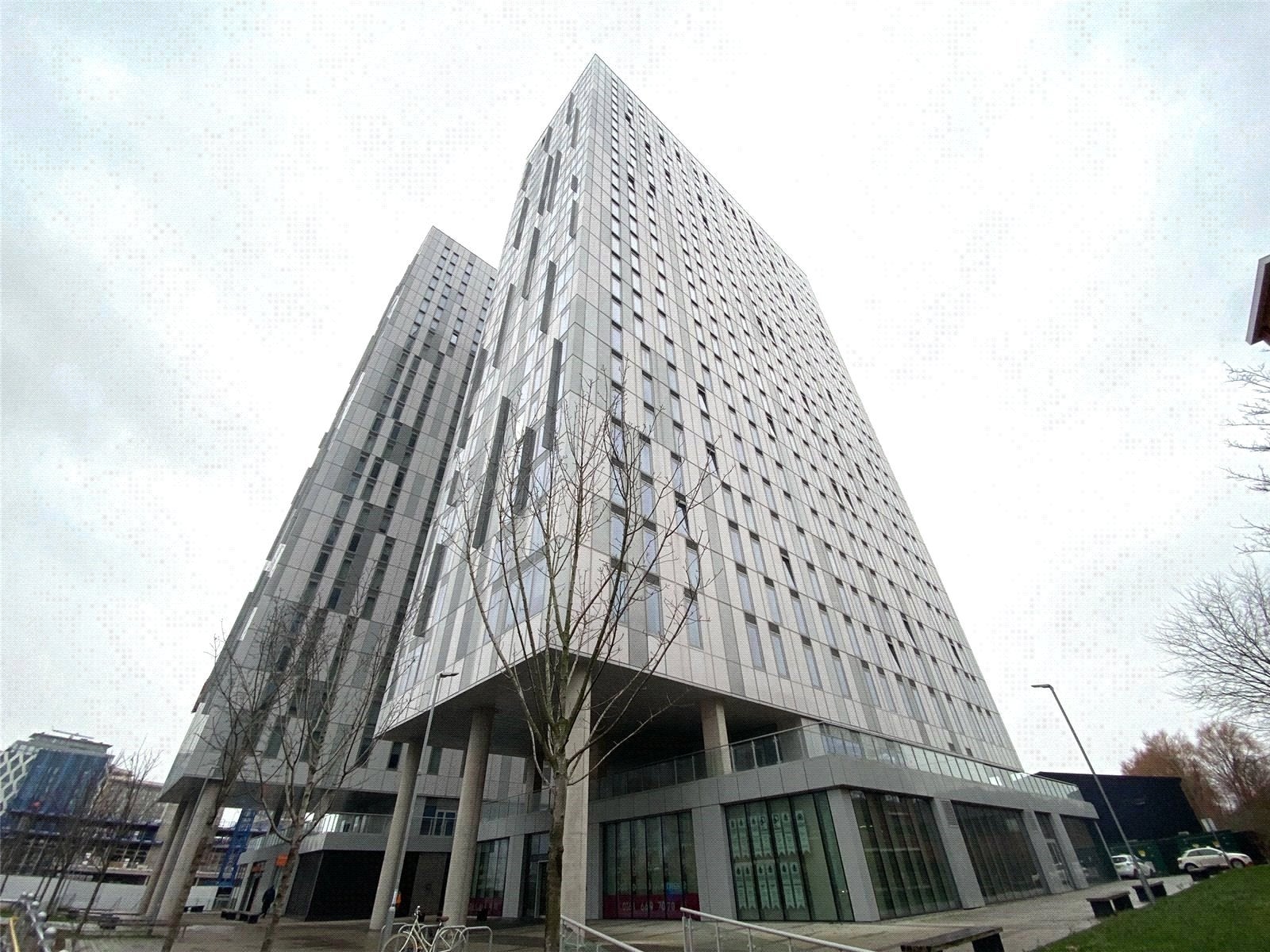 Flat Michigan Avenue in Salford