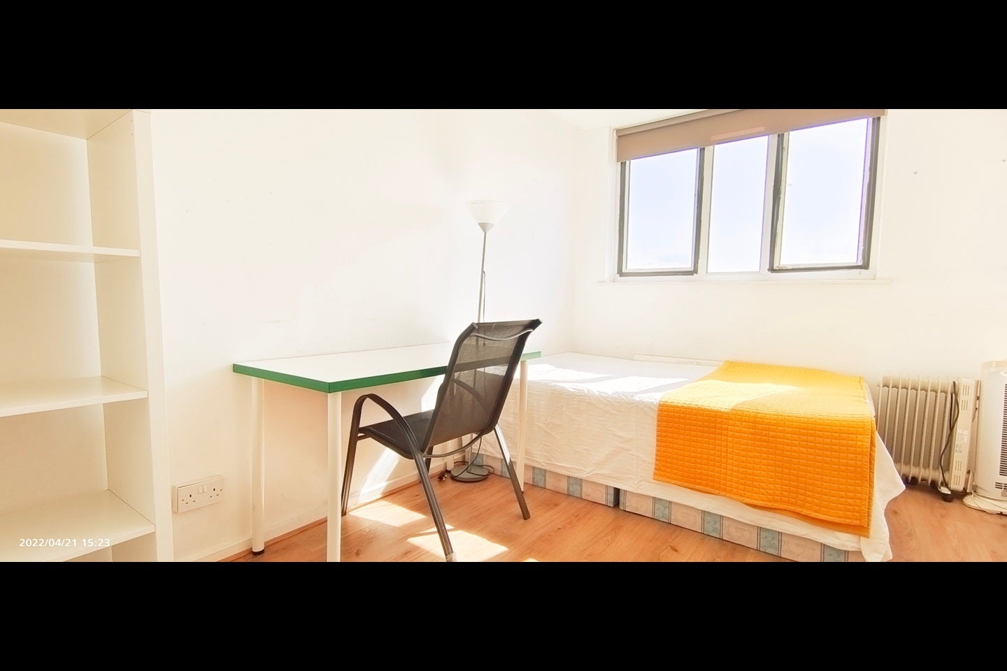 Flat Lucey Way in Greater London