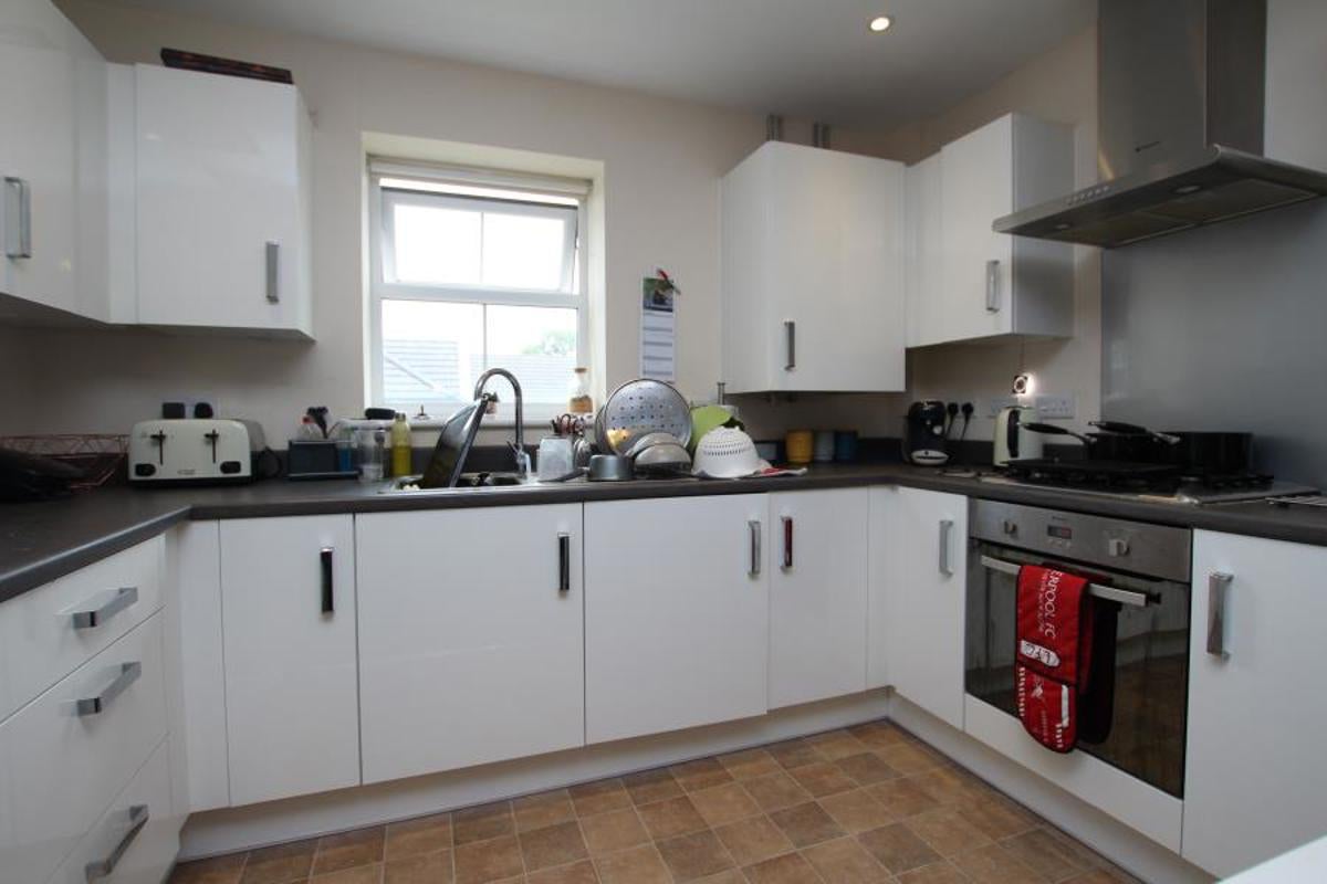 Flat Oak Leaze in Patchway