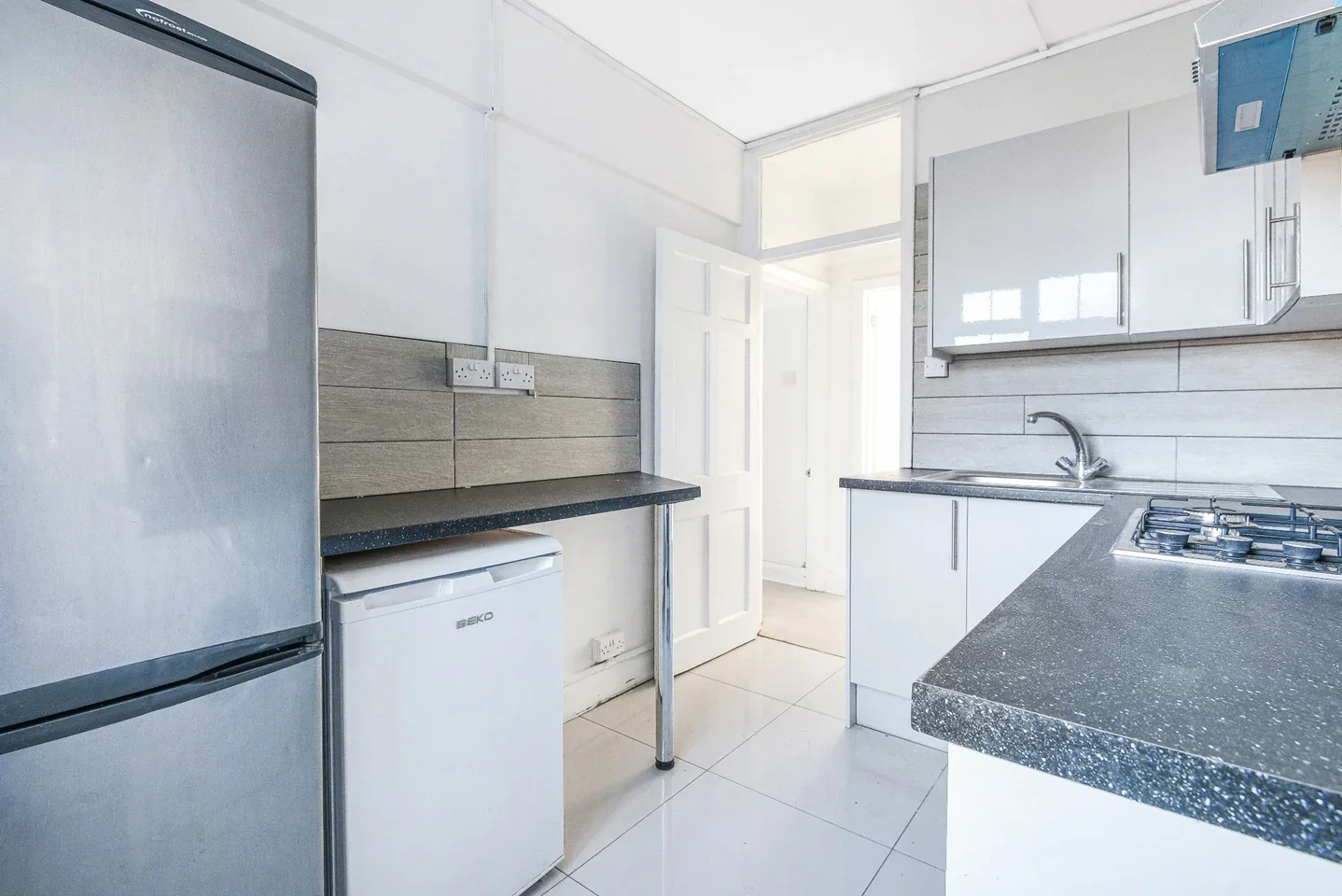 Flat Woodbury Close in Greater London