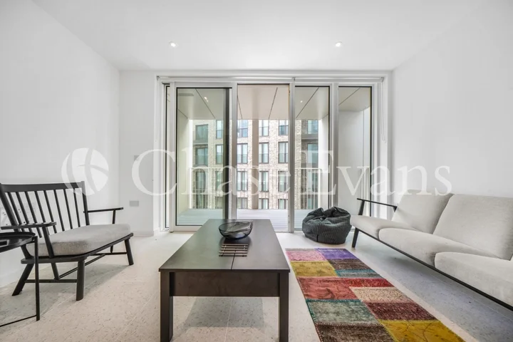 Flat Sidney Street in Greater London