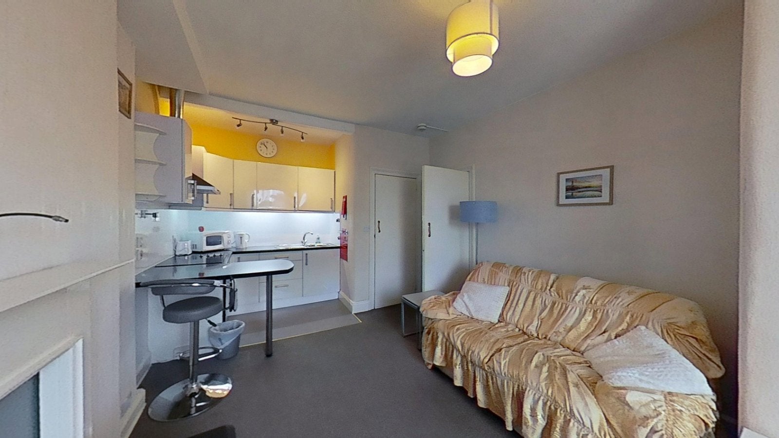 Flat Watson Crescent in City of Edinburgh