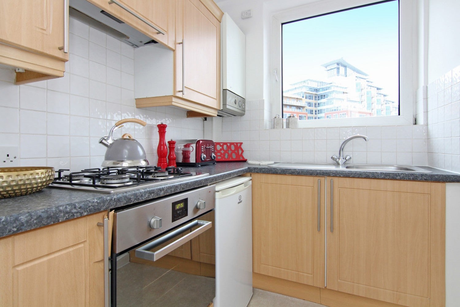 Flat York Road in Greater London