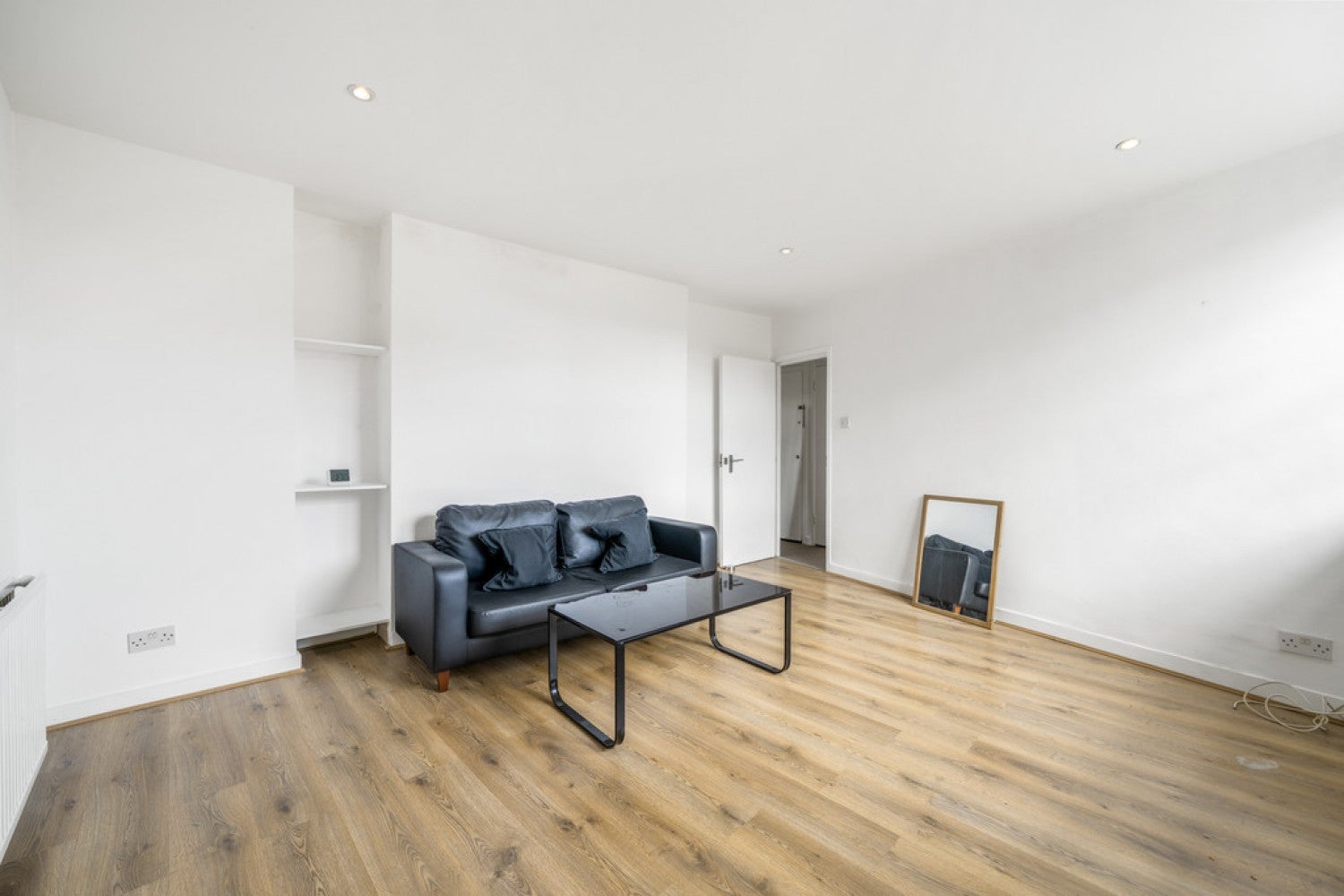 Flat York Road in Greater London