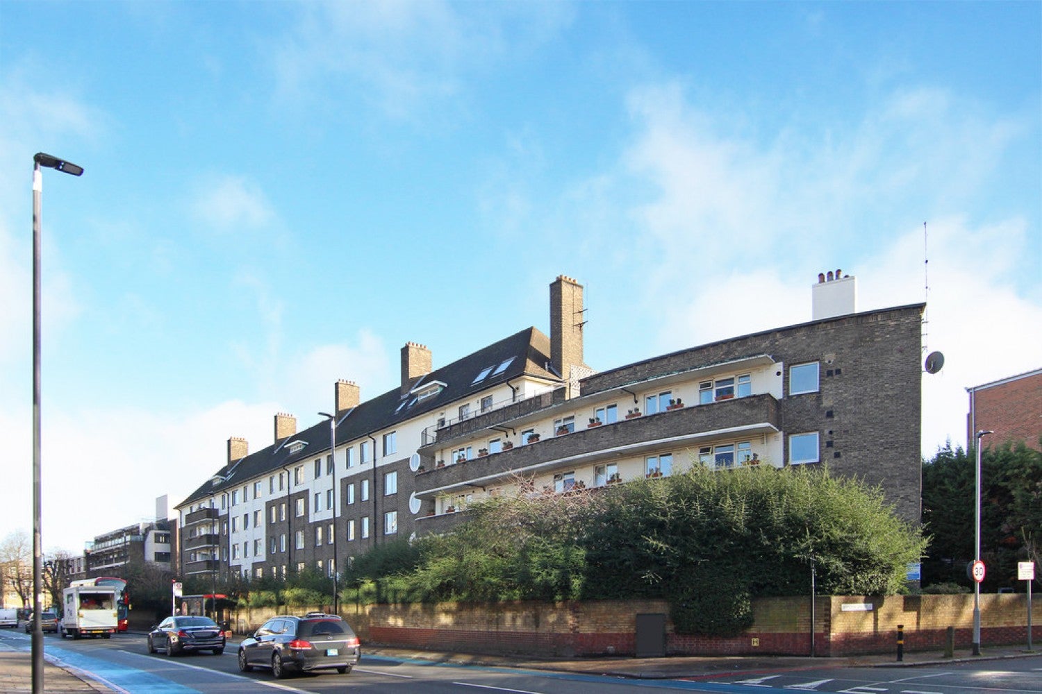 Flat York Road in Greater London