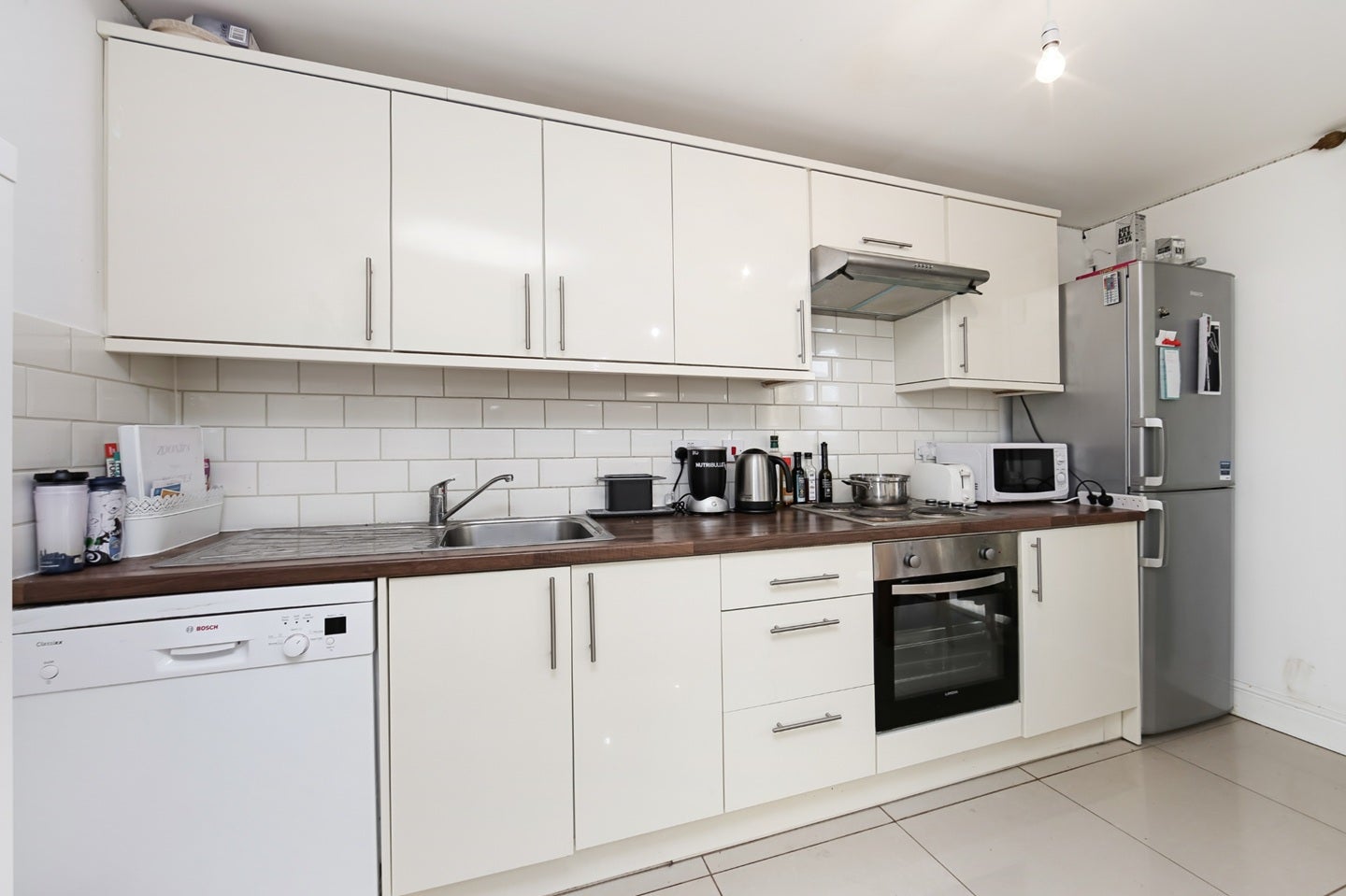 Flat Westferry Road in Greater London