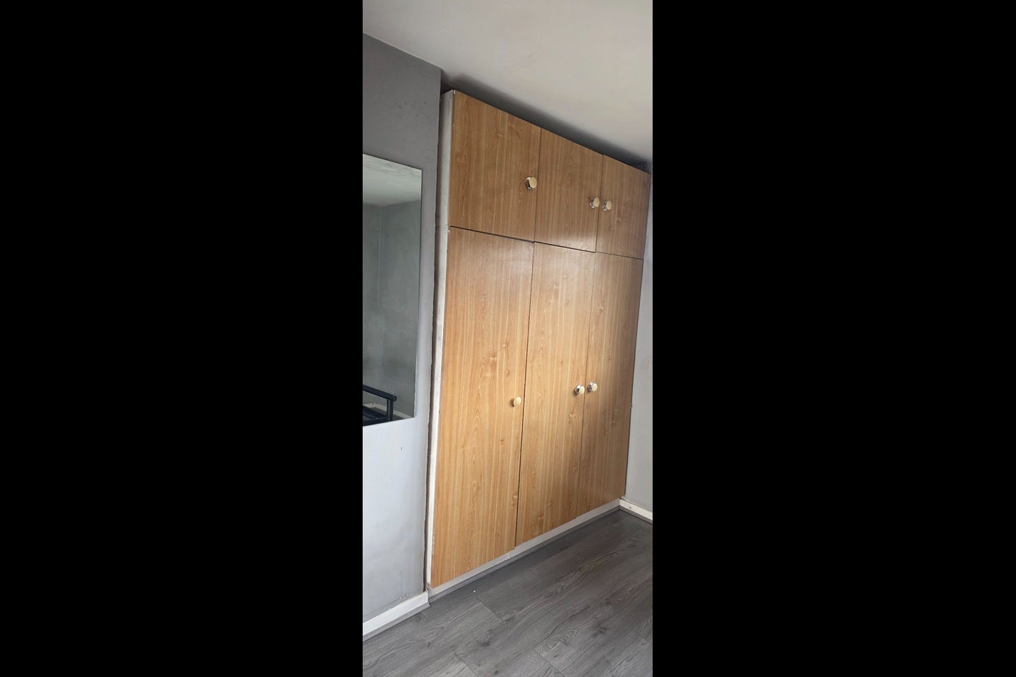 Room Petersham Close in Greater London